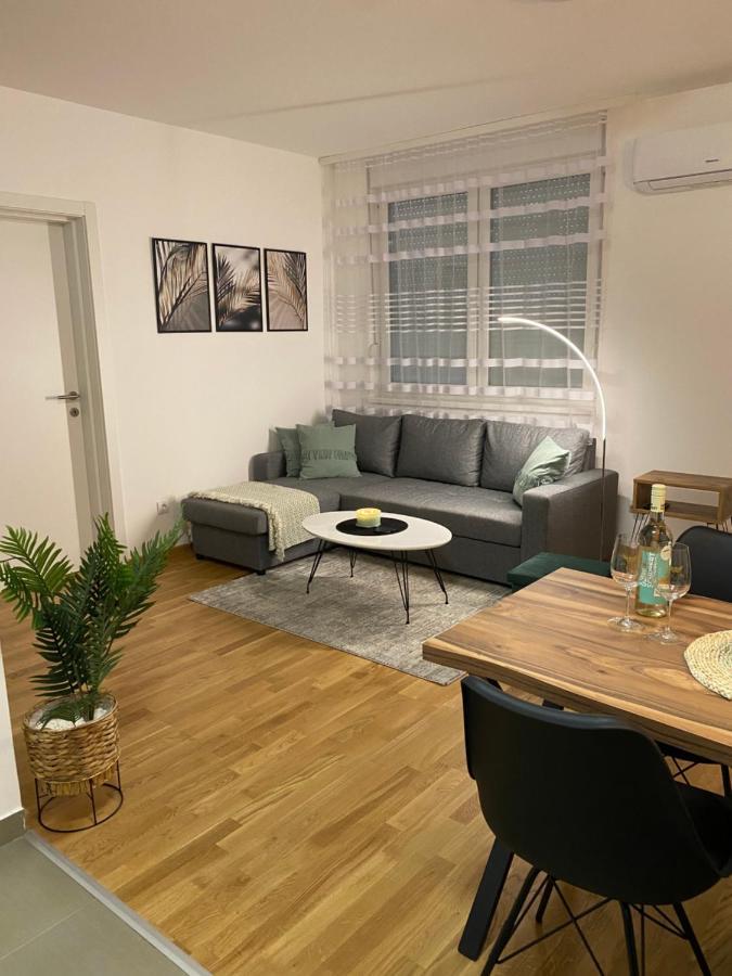 Angel Apartment Суботица Экстерьер фото